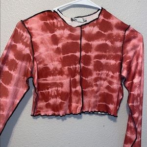 Long sleeve, patterned crop top